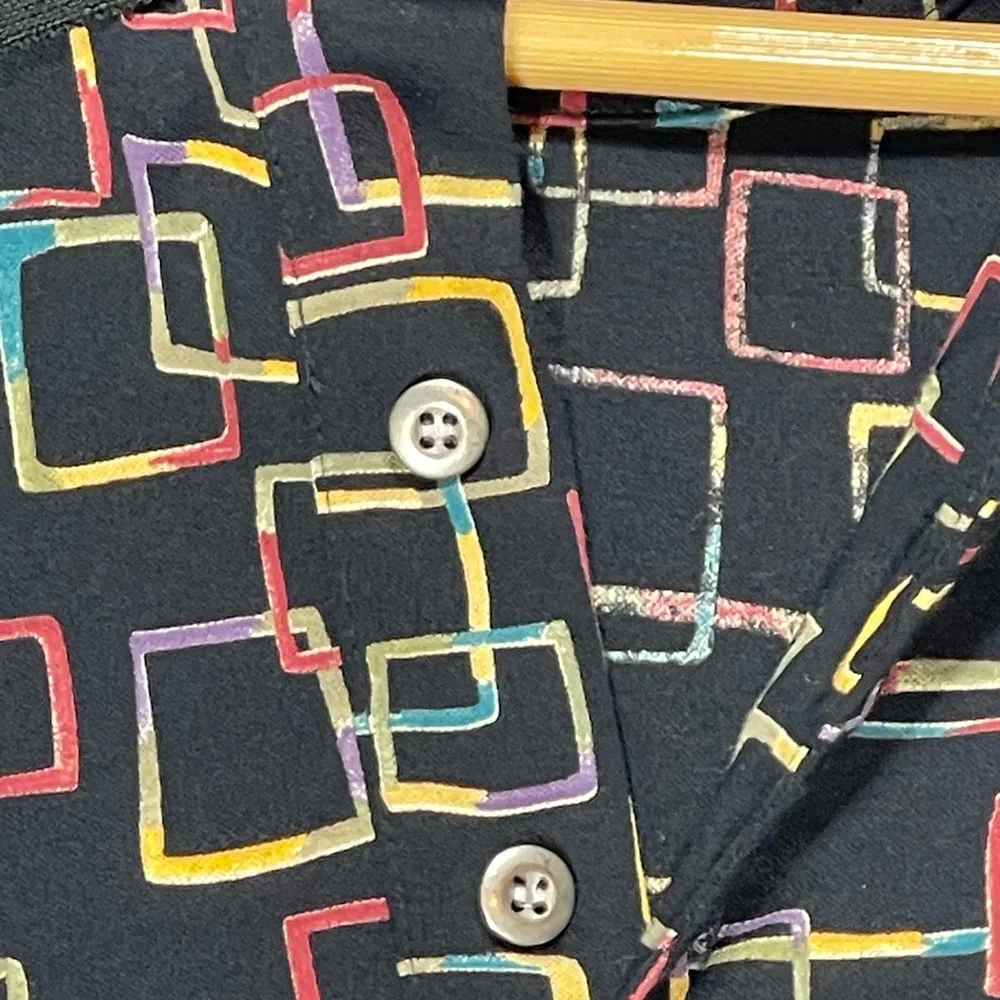 Old Skool Black Polo Shirt with Geometric Design - Picture 3 of 7